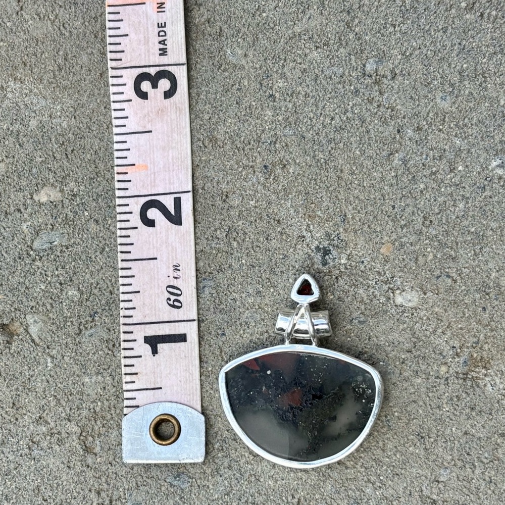 Bloodstone & Garnet Necklace - Picture 13 of 13